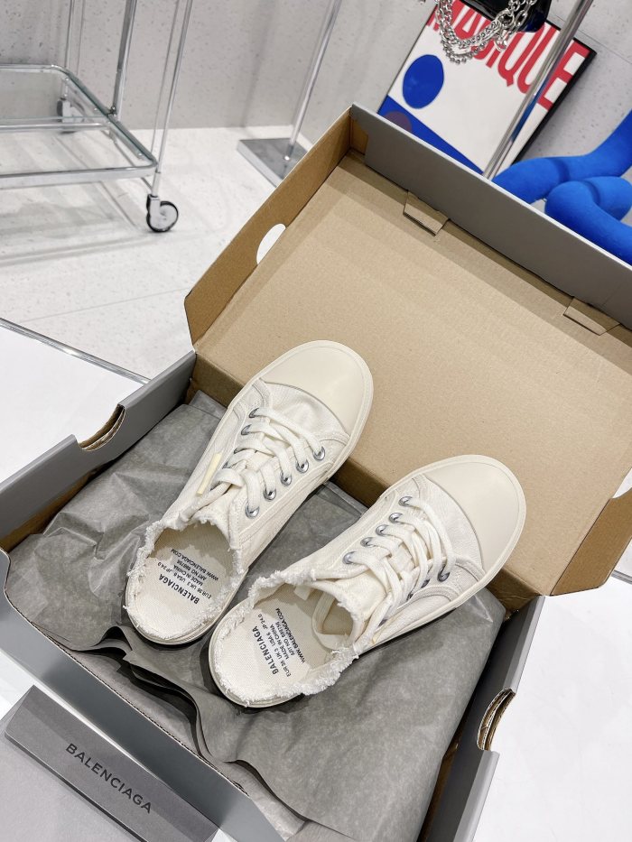 Balenciaga Paris Sneaker 3