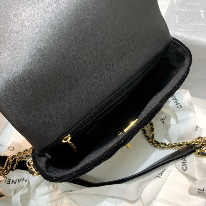 Handbag Chanel AS2588 size 19 16 4 cm