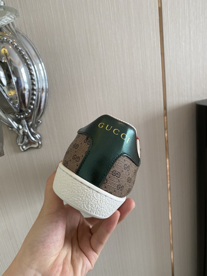 Gucci Women's Ace sneaker with bee sneaker 4