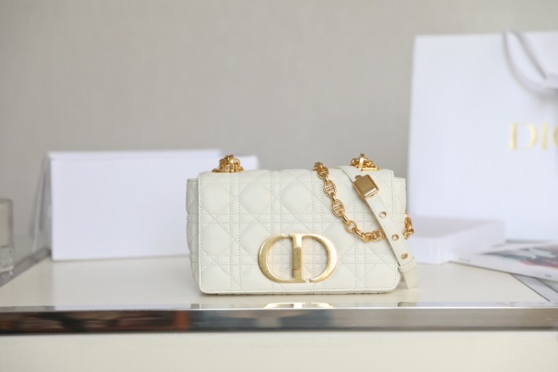 Handbag Dior size 20x12x7 cm