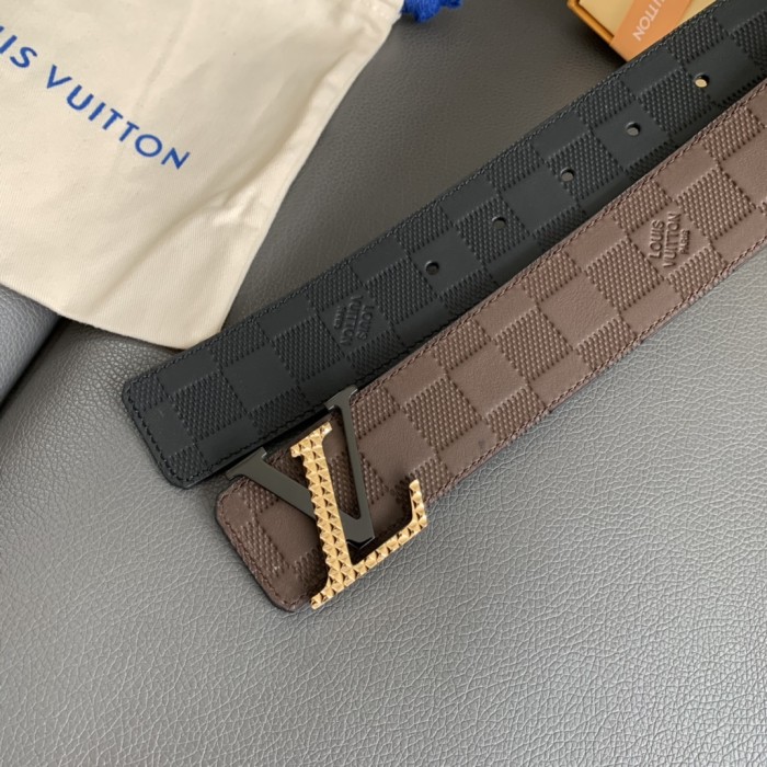 Louis Vuitton Belt 11 (width 4cm)