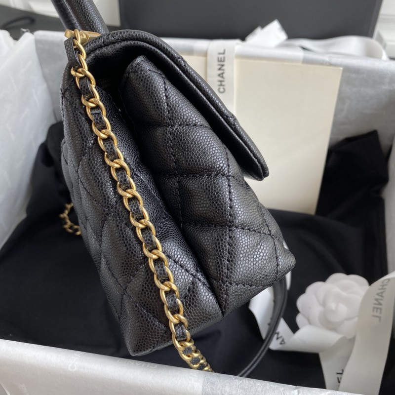 Handbag Chanel size 23 cm