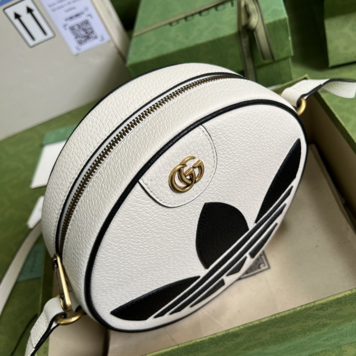 Handbag Gucci 702626 size 22*22*7 cm