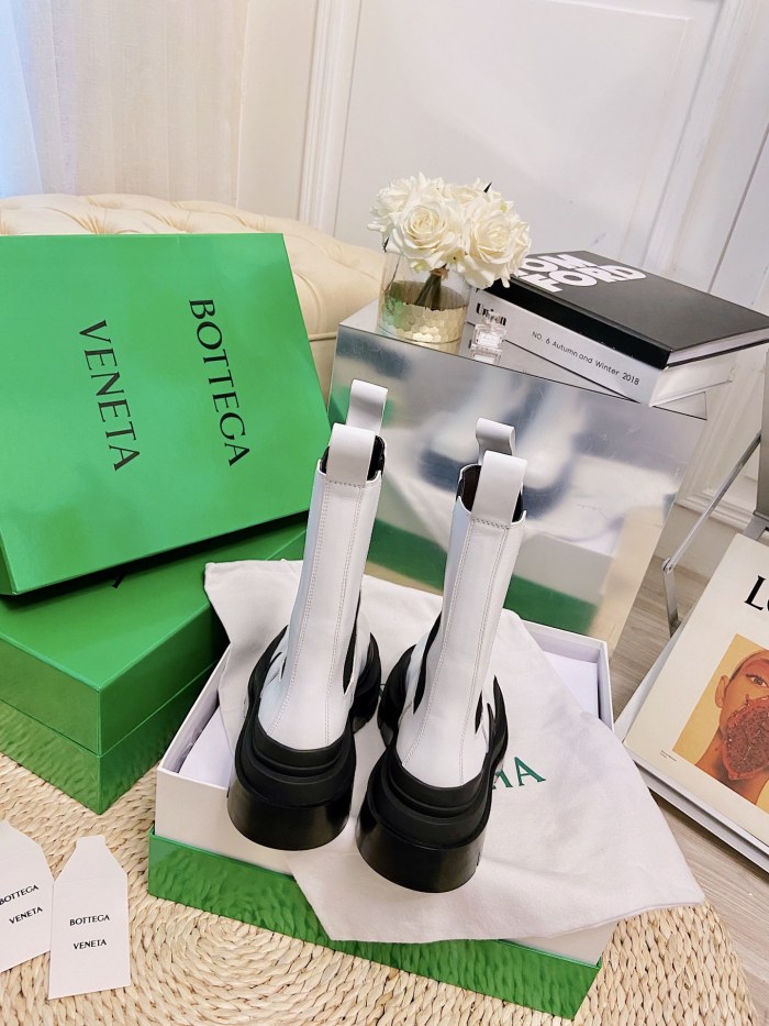 Bottega Veneta Boots 32