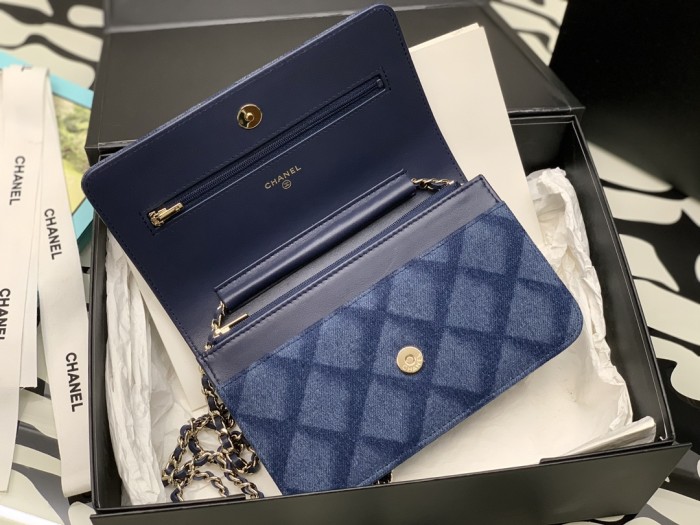 Handbag Chanel size 19 cm