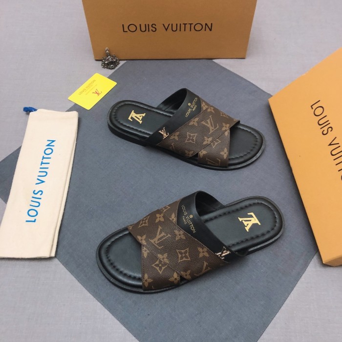 Louis Vuitton Slipper 30