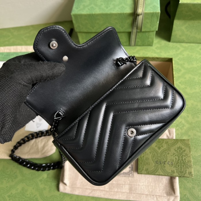 Handbag Gucci 699757 size 16.5x10.2x5.1 cm