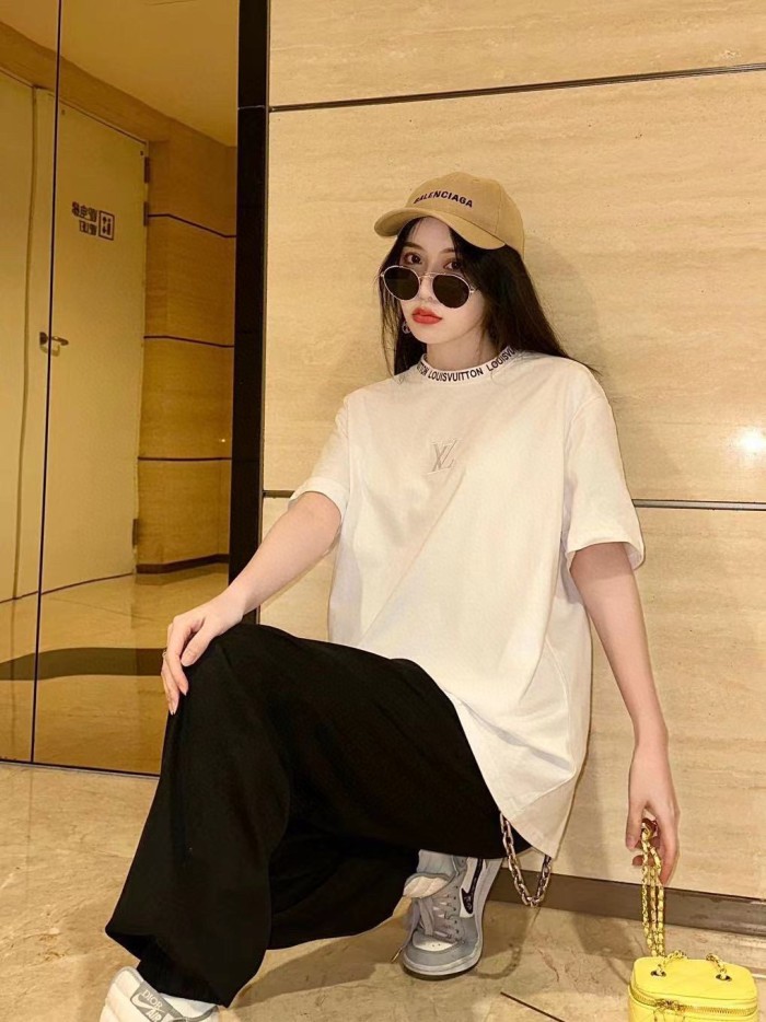 Clothes Louis Vuitton 486