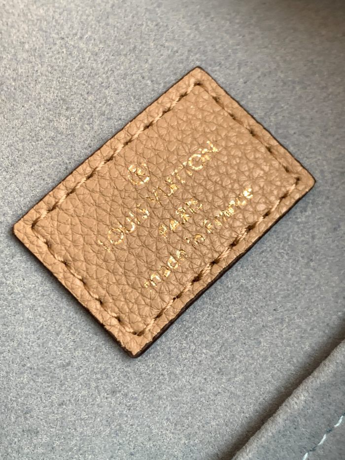 Handbag Louis Vuitton M57688 size 23.0 x 23.0 x 16.0 cm