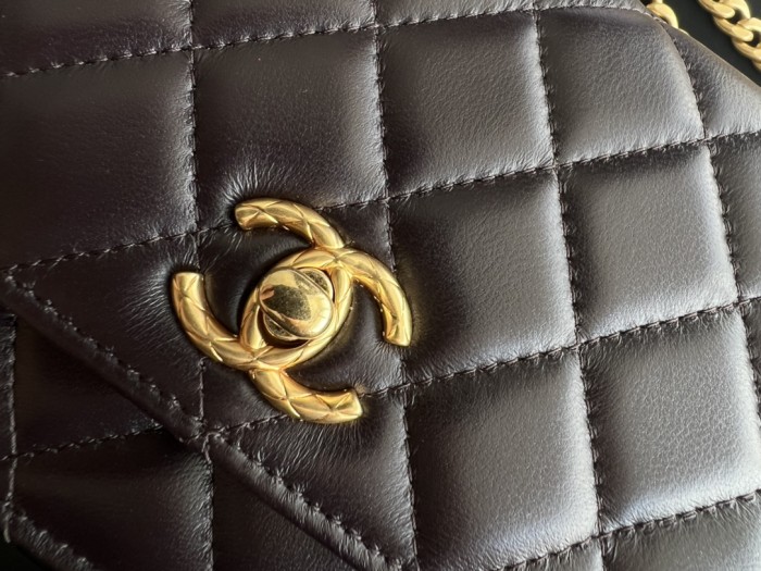 Handbag Chanel AP3043 size 19 cm