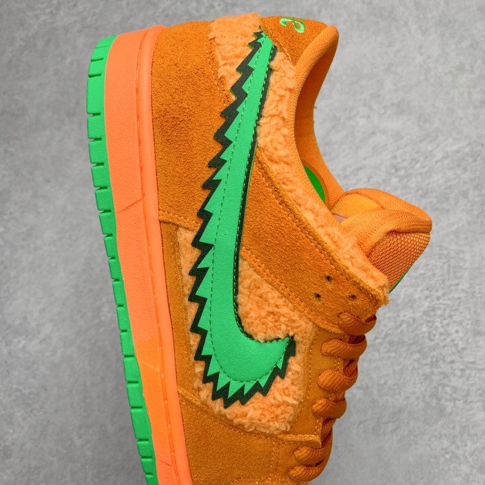 Nike Dunk SB Low Grateful Dead Bears Orange