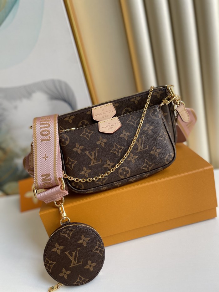 Handbag Louis Vuitton M44813 M44840 M44823 size:24 x 13.5 x 4 19.5×11×4，9.5×2 cm