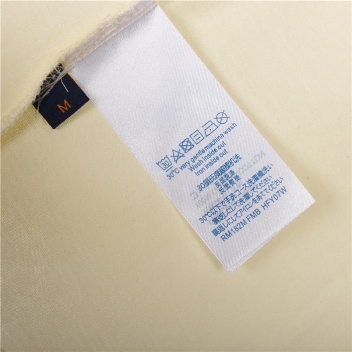 Clothes Louis Vuitton 139