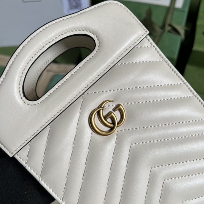 Handbag Gucci 699756 size 14*23*4.5 cm