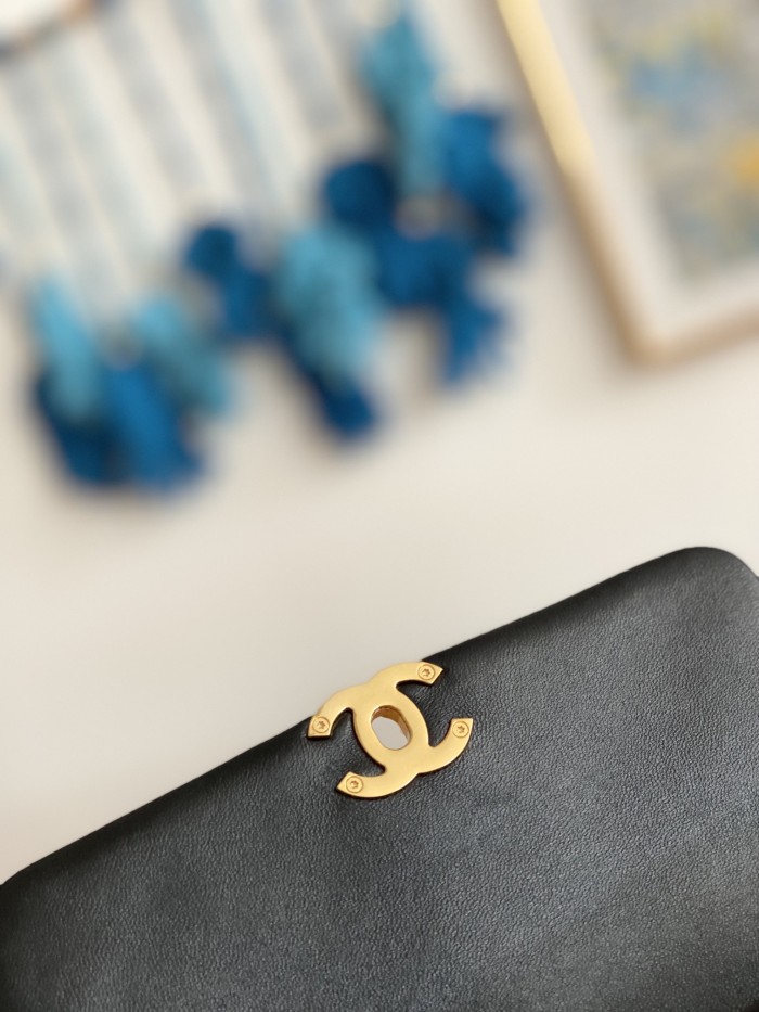 Handbag Chanel 3366 size 21X13X10 Cm