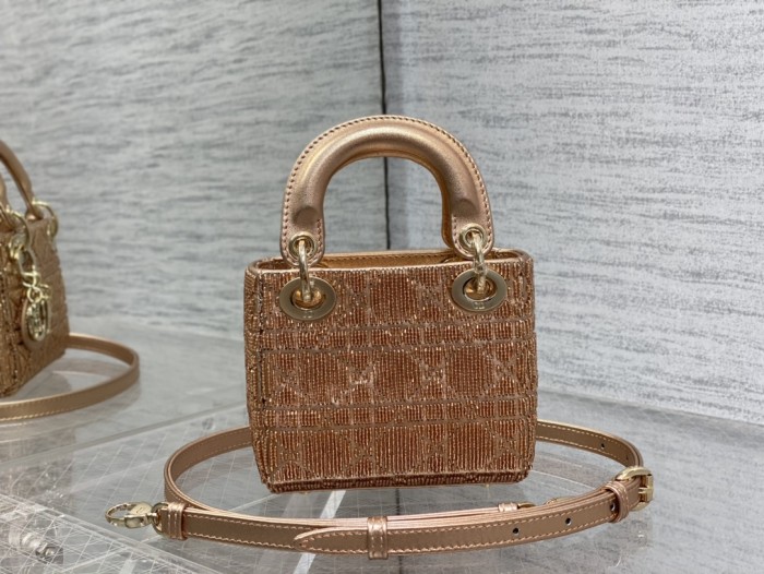 Handbag Dior size 12*10*5 cm