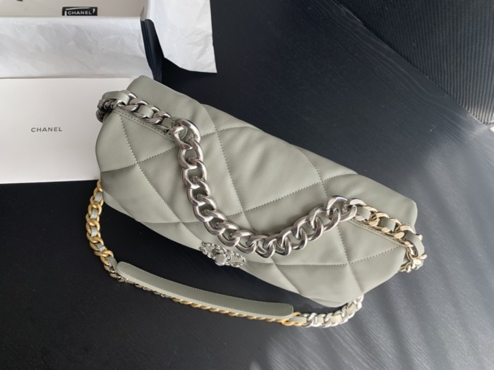 Handbag Chanel size 26cmx16cmx9 cm