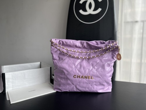 Handbag Chanel size 39cmx42cmx8 cm