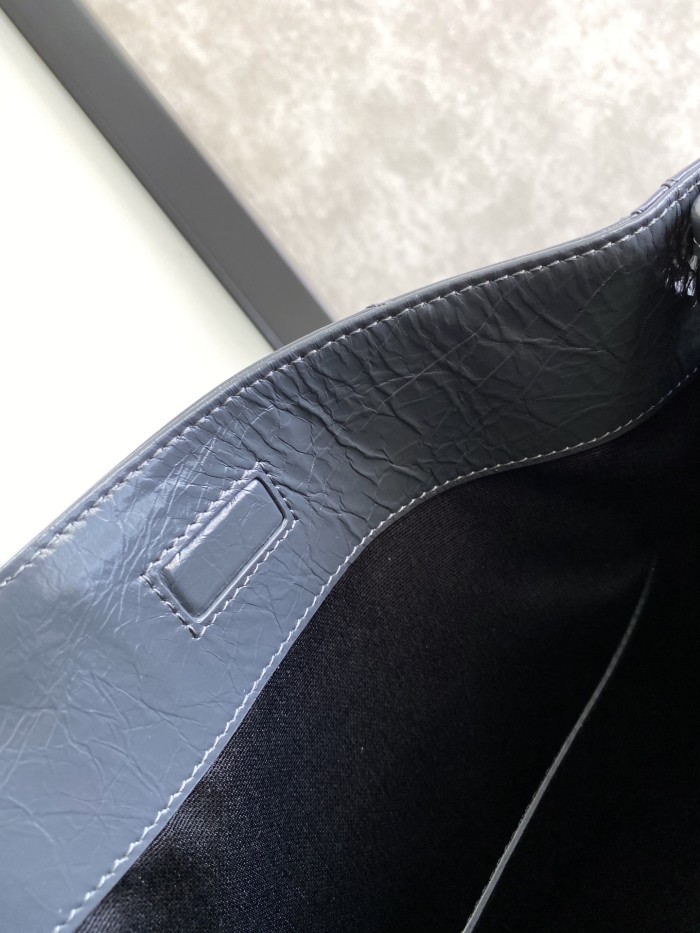 Handbags SAINT LAURENT 577999 size 33x27x11.5 cm