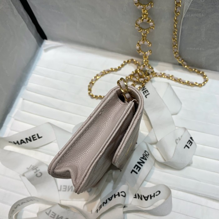 Handbag Chanel 81139 size 12 8.5 2 cm