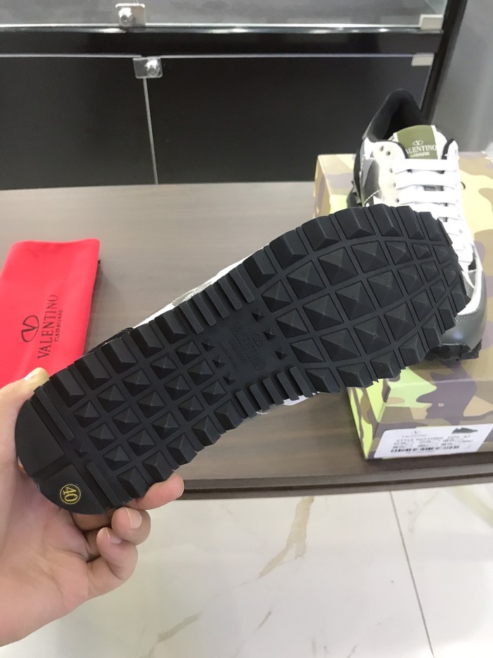 Valentino Garavani Rockrunner camouflage-print sneakers 3