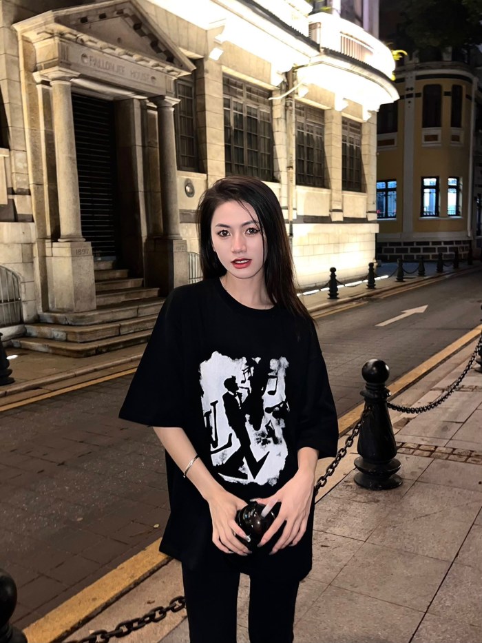 Clothes Louis Vuitton 286