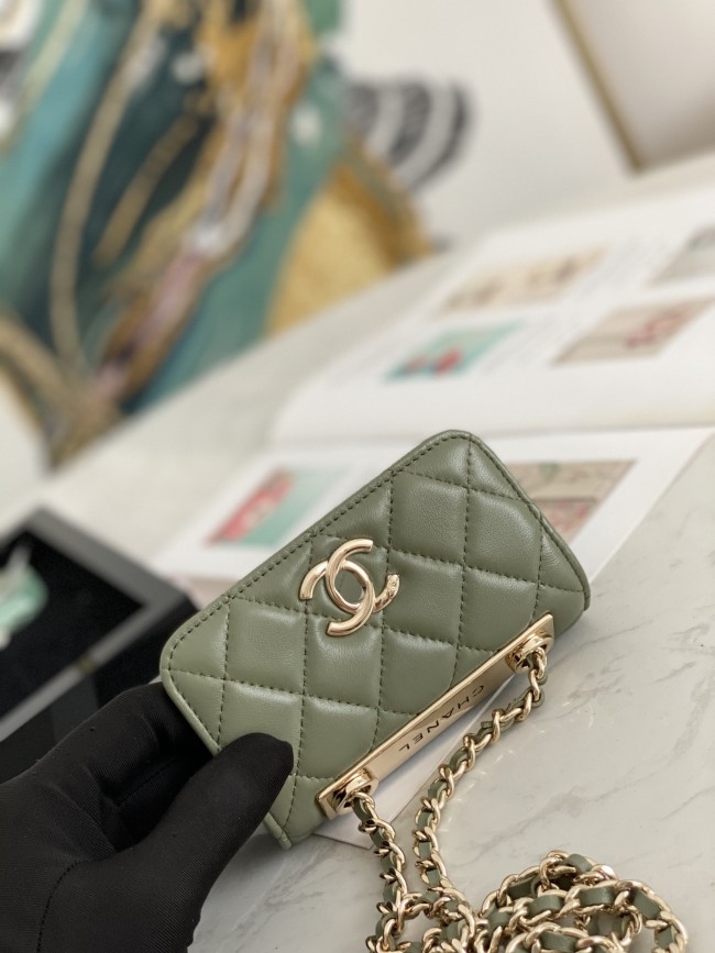 Handbag Chanel 82768 size 12.5 2.5 9 cm