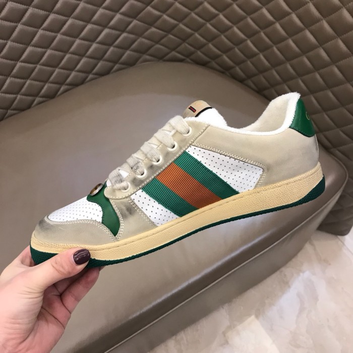 Gucci Screener GG Canvas 14