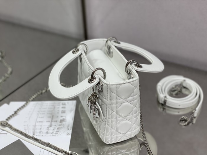 Handbag Dior size 17 cm