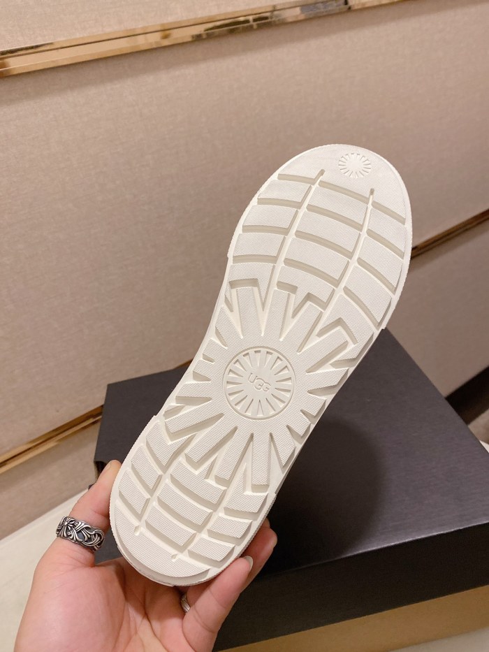 UGG Sneaker 48
