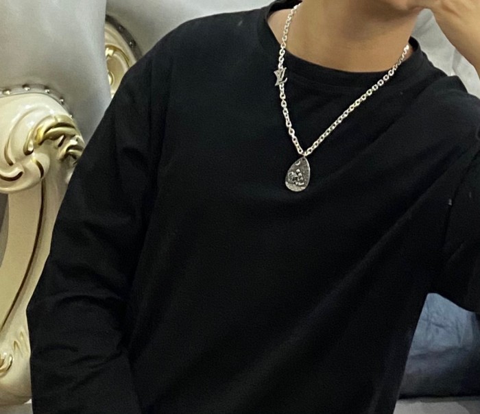 Clothes Louis Vuitton 85