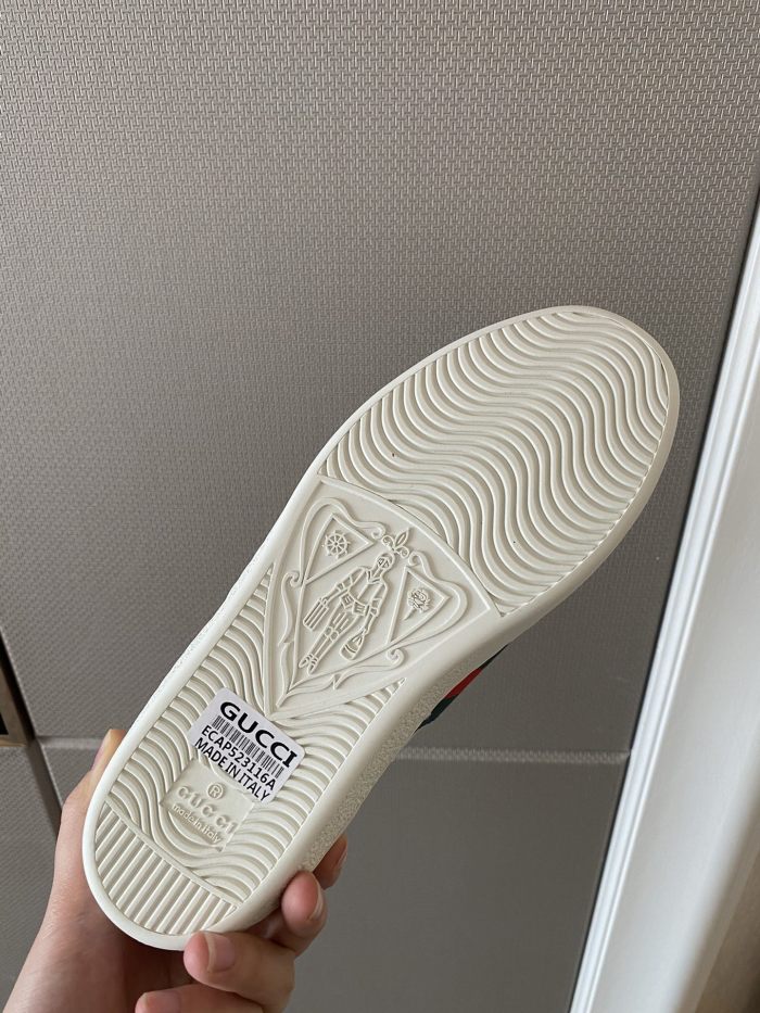 Gucci Women's Ace sneaker with bee sneaker 4