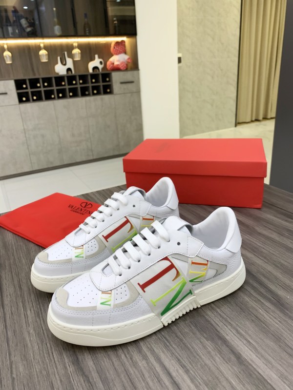 Valentino Garavani VL7N low-top sneakers 11