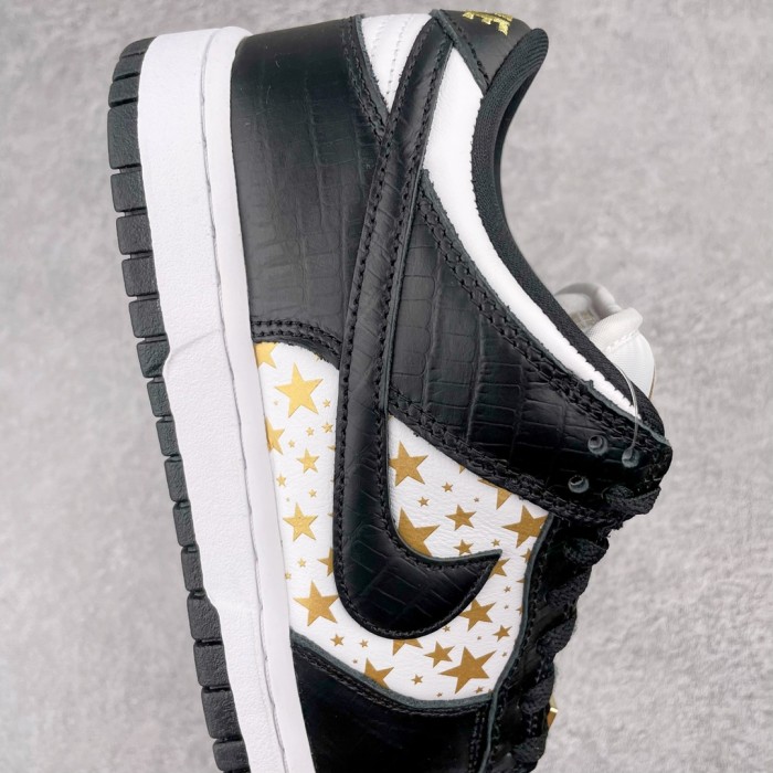 Nike Dunk SB Low Supreme Stars Black