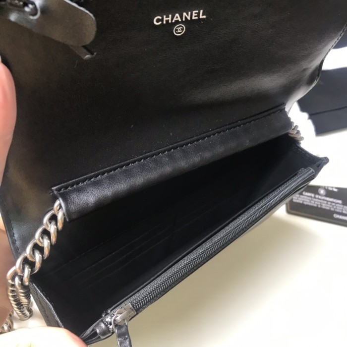Handbag Chanel 81969 size 19x12.5x3 cm