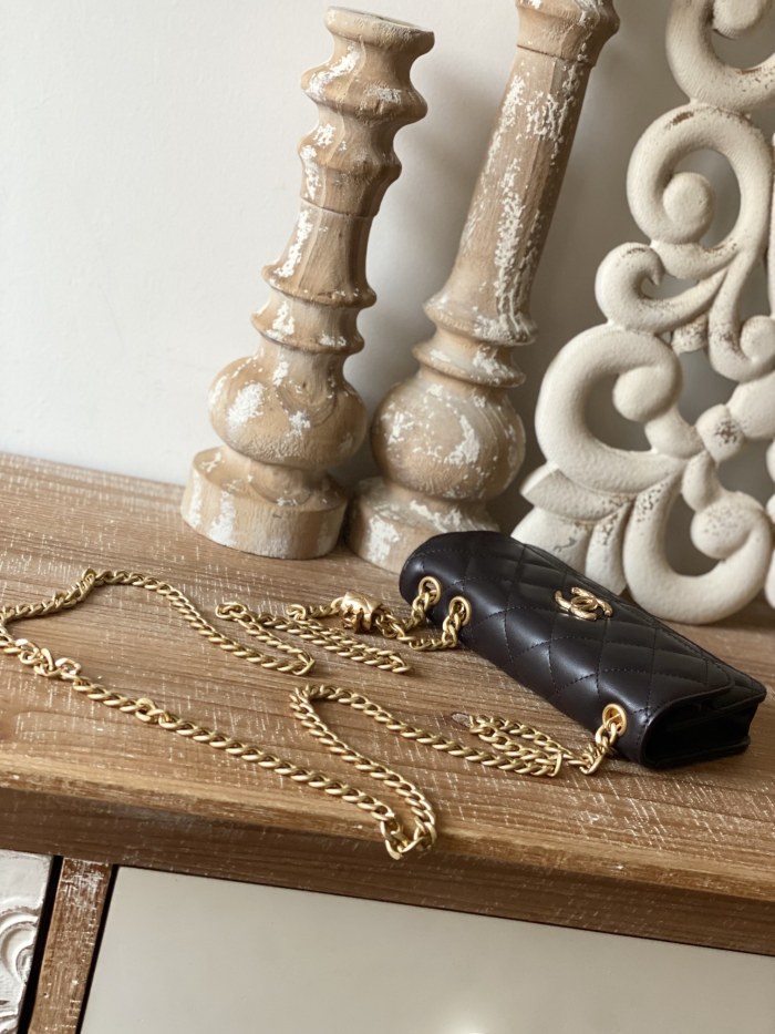 Handbag Chanel 81224 size 16 cm