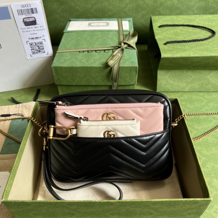 Handbag Gucci size 22.5*15.5*4 cm