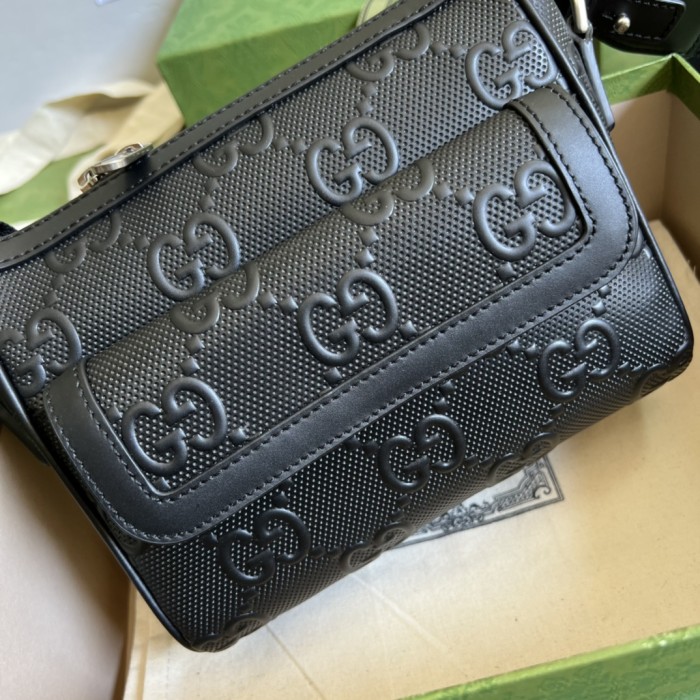 Handbag Gucci 674058 size 20×16×7 cm