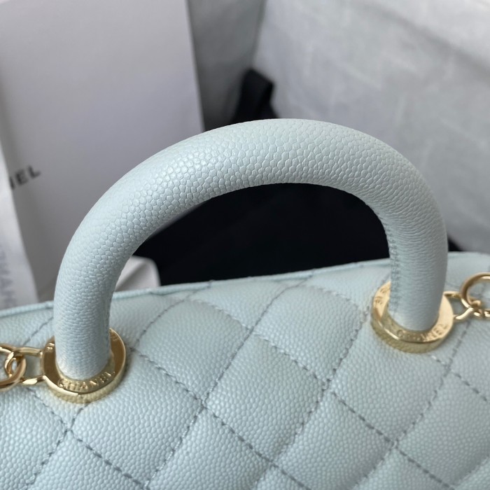 Handbag Chanel AS2215 size 𝟏𝟑*𝟏𝟗*𝟗 𝑐𝑚
