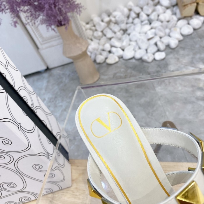 VALENTINO GARAVANI ROMAN STUD WOMEN 12