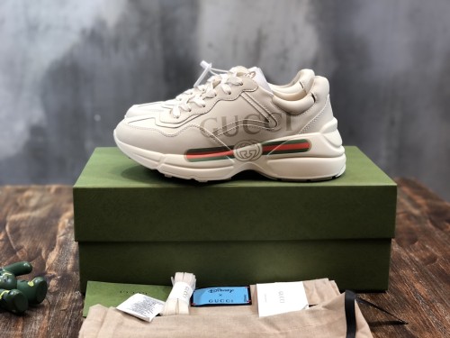 Gucci Rhyton sneaker 33