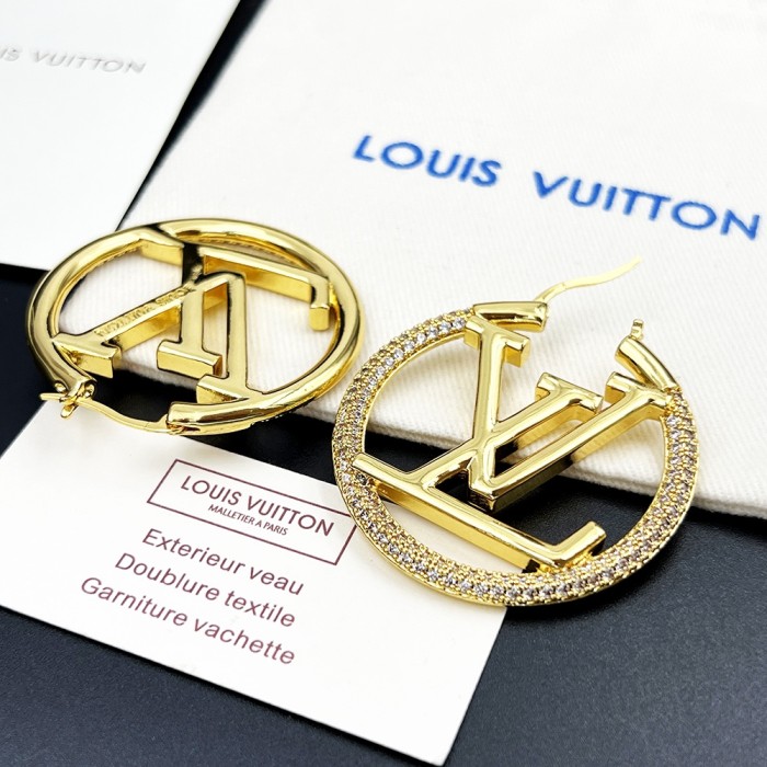Clothes Louis Vuitton 126