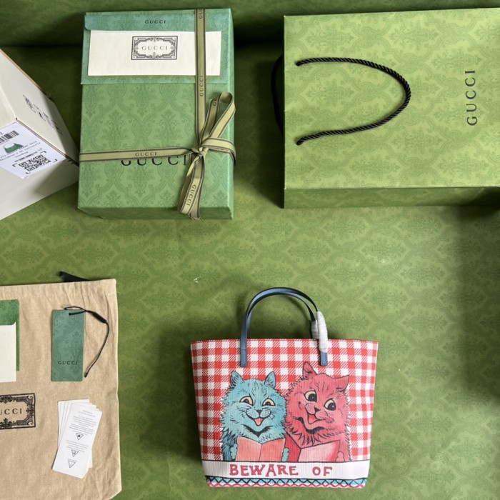 Handbag Gucci 410812 size 21*20*10 cm