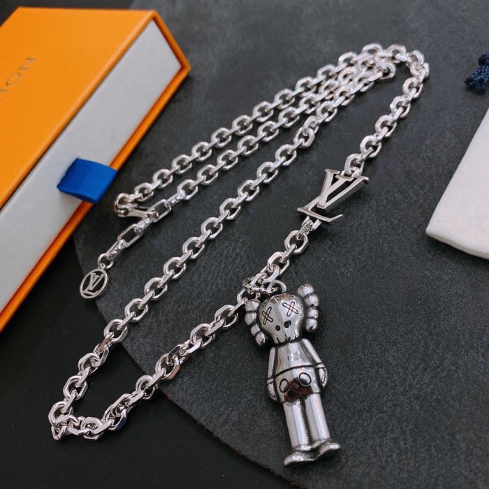 Clothes Louis Vuitton 69