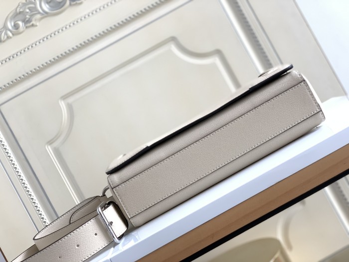 Handbag Louis Vuitton M30807 M30808 M30813 SIZE 28.3 x 18.3 x 4.3 CM