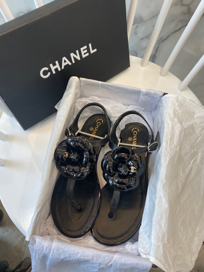 Chanel Slides 34