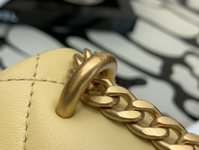 Handbag Chanel size 21 cm