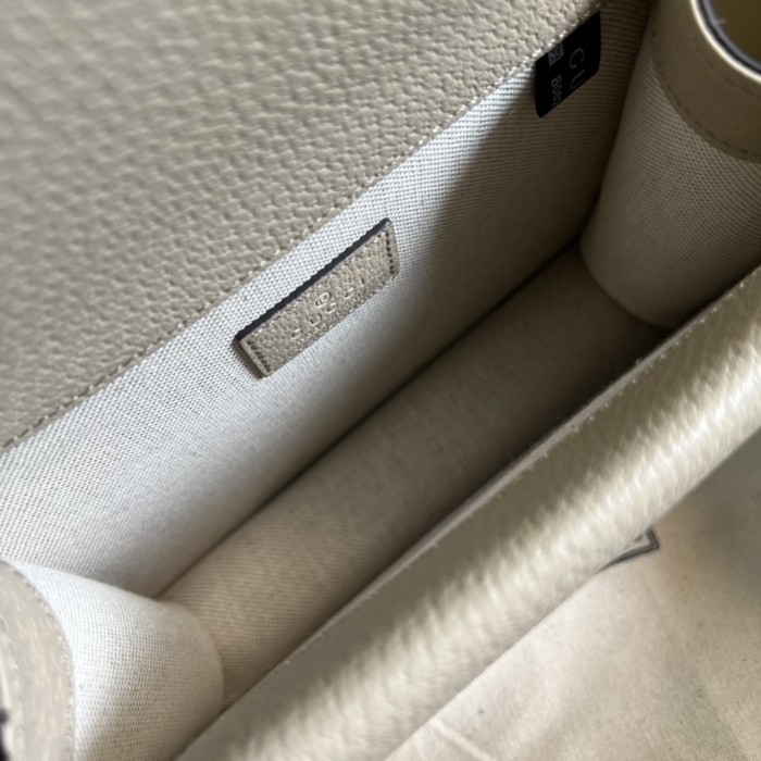 Handbag Gucci 421970 size 20*15.5*5 cm