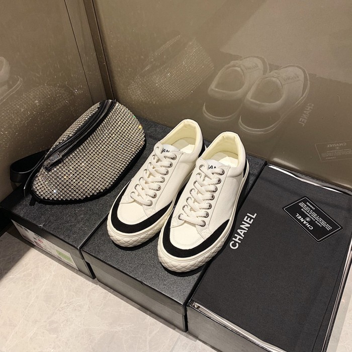 Chanel sneaker 1