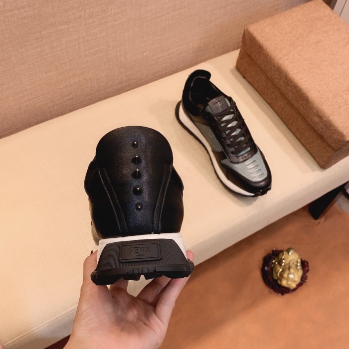 Fendi Low Top Sneakers 17